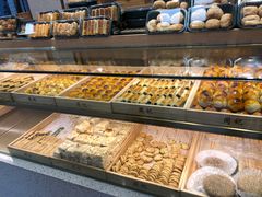 面包甜点陈列柜-周记传统糕点PASTRY(蜀汉路店)