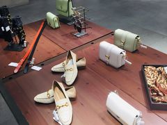 -URBAN REVIVO(七宝领展广场店)