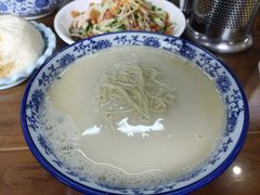 -雪琴面馆富安特色鱼汤面(城中花园店)
