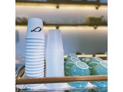 -Line 咖啡(石厦花园店)