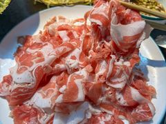 -洞庭洲·防空洞火锅·铜锅涮肉·烧烤(新百广场店)