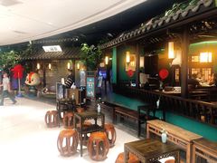 等位区-佬麻雀·新湘菜(珠海金发购物中心店)