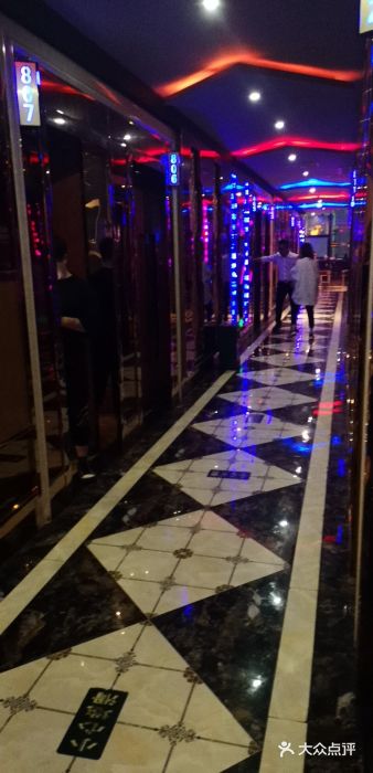 嗨歌纯K量贩式KTV(海天国际广场店)图片