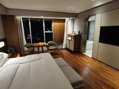 -上海虹桥祥源希尔顿酒店