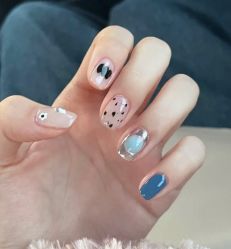 -初心纹眉洗眉·美睫专业店