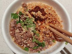 -海底捞火锅鲜切牛肉主题店(长寿路店)