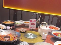 -川流不息·地道川菜·小龙虾(松东路店)