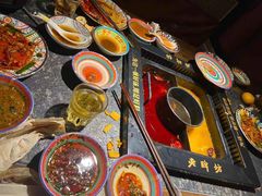 -老牌坊云南鱼豆花火锅(哈西万达店)