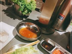 -围炉肉舍丹东海鲜烤肉·烤活鳗(步行街店)