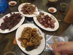 -老鼎万春卤菜(鹭湖宫8区店)