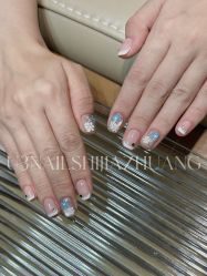 -LISSOM莉森 Nail ·美甲美睫原创定制店