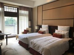 -梁鸿湿地丽笙度假酒店大堂吧