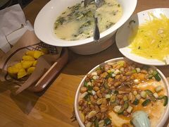 -严记小天府酸菜鱼(西四路店)