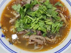 -白老大羊杂碎稍麦