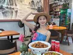 -梁姐啤酒鱼(兴坪古镇店)
