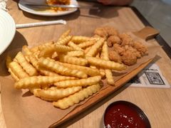 -必胜客(机场路店)