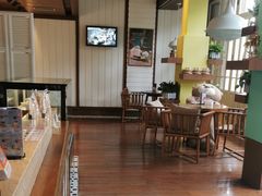 -比多罗咖啡吧(三亚海棠湾万丽度假酒店)