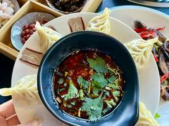 -野菌皇海景野生菌火锅(滨海大道店)