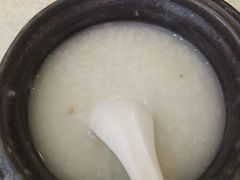 -东豪园林海鲜酒家(南港路辅路店)