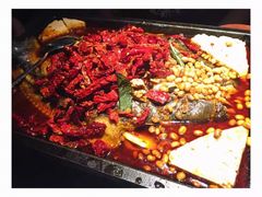 -探鱼·鲜青椒爽麻烤鱼(西南商都店)