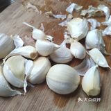 时令家常菜之大蒜烧黄鳝，软糯又咸鲜