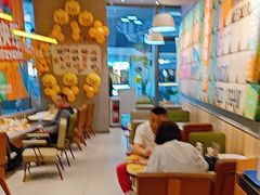 -乐凯撒披萨(汇港购物中心店)
