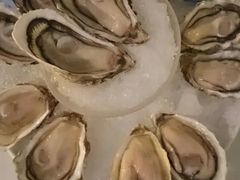 自助生蚝-汉江山料理级自助烤肉黑金冠(周口好吃城店)