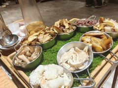 -一朵菌·野生菌探索家火锅(南亚店)