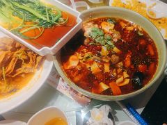 -巴特餐饮6加1音乐餐吧·新疆菜