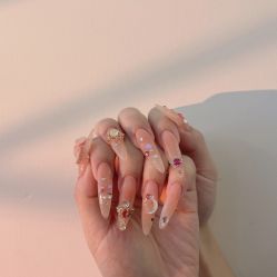 -Fanni美甲美睫皮肤管理