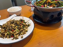 -莲餐厅·湖北菜·潜江小龙虾店(愚园路店)