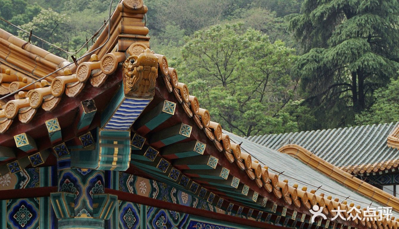 登高临湖光山色，雨后阅红泥小炉|临江阅炉 