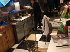 -新大咀港式茶餐厅(宝山万达店)