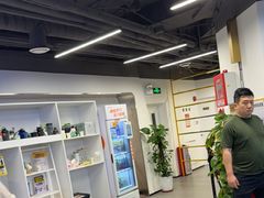-超鹿运动(达信大厦店)