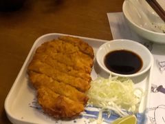 老上海炸猪排配辣酱油-南小馆(迪士尼小镇店)