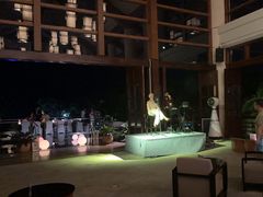 -亚龙湾喜来登·美景台大堂吧