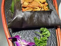 -桥边小楼·手工云南菜·古城观景小楼