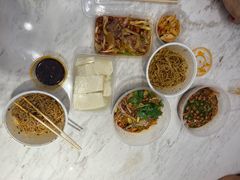 -成都武侯祠希尔顿惠庭酒店