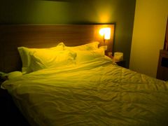 被我折腾过睡了2晚的床o(╯□╰)o-宜必思酒店(扬州文昌阁店)