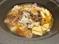 土鸡菌汤锅-芸山季·云南野生菌火锅(宝能环球汇店)