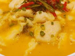 椒香酸菜龙利鱼-皇城根·烤鸭·鱼头·家常菜(欧亚大观乐活城店)