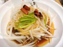 凉拌藕丝-喜家德虾仁水饺(华强天虹店)