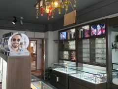 -视野联行眼镜蔡司·依视路官方授权店(顺城店)