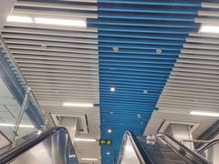 -体育场(地铁站)