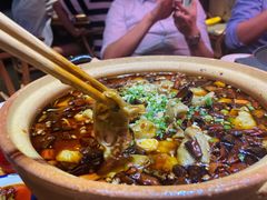 川味肥肠煲-兔槽江湖菜·重庆璧山兔(水围店)