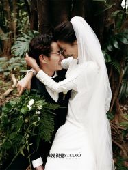 欧美时尚-巴黎婚纱摄影工作室
