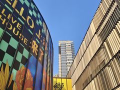 -瑞虹新天地月亮湾