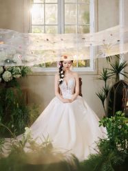 -花里花间摄影工作室