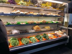 自助取餐区-万记麻辣烫国展总店