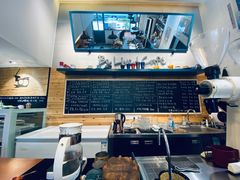 -Be Lived Cafe比例咖啡(摩天轮店)